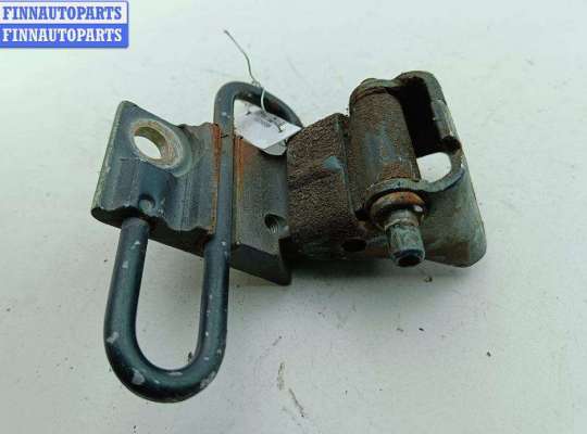 купить Петля двери передней правой на Volkswagen Passat B5