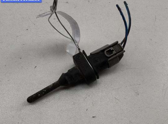 Купить Датчик температуры на BMW 3 E46 (1998-2006) Датчик температуры BM3584369 на BMW 3 E46 (1998-2006)