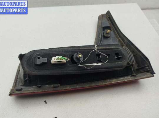 купить Фонарь крышки багажника правый на Citroen C5 (2001-2008)