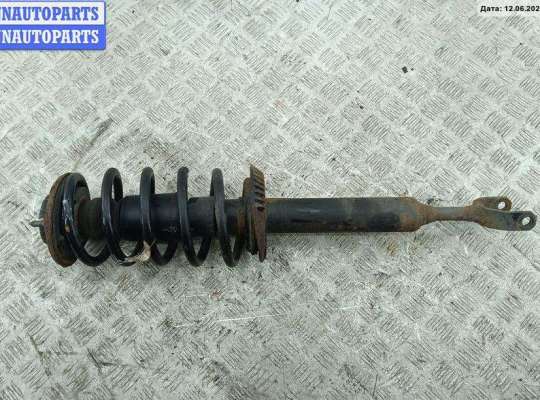 купить Стойка подвески передняя левая на Volkswagen Passat B5