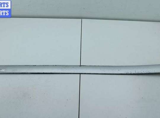 купить Молдинг двери передней правой на Skoda Octavia mk2 (A5 1Z) 2004-2013