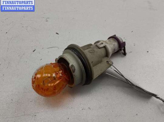 купить Патрон лампы указателя поворота на Volkswagen Passat B5