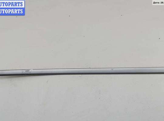Молдинг двери передней правой AU1534058 на Audi A4 B6 (2001-2004)