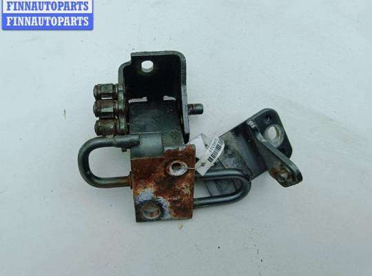 купить Петля двери передней левой на Audi A6 C5 Allroad (2000-2005)