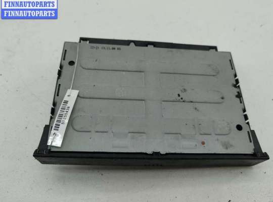 Подстаканник VG2755478 на Volkswagen Golf-4