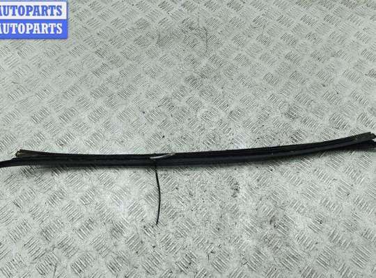 купить Молдинг лобового стекла на Volkswagen Passat B6