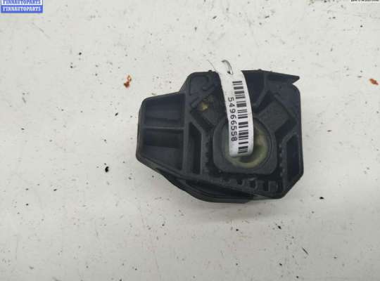 Кронштейн радиатора VG2376955 на Volkswagen Bora