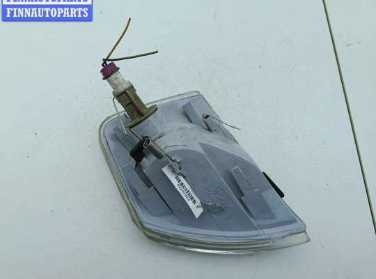 купить Поворотник (указатель поворота) правый на Volkswagen Passat B5