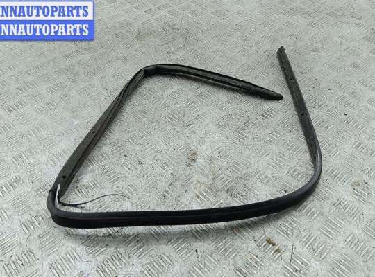 купить Уплотнитель на Peugeot 307