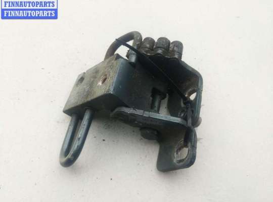 купить Петля двери передней левой на Volkswagen Golf-5