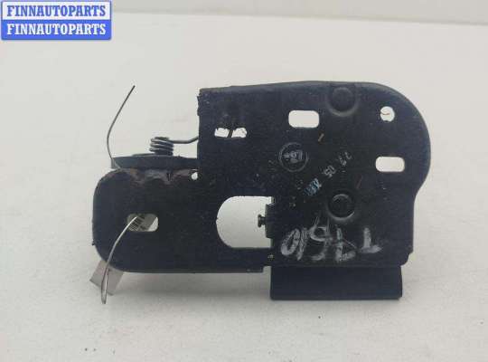 купить Ответная часть (скоба) замка двери на Volkswagen Passat B6