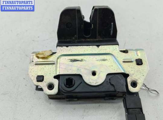 Замок багажника OP2410110 на Opel Zafira B (2004-2014)