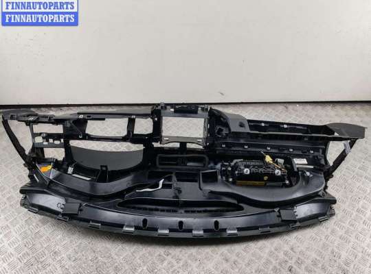 Панель передняя салона (Торпедо) на Volkswagen Passat B6 (3C)