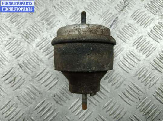 Подушка крепления двигателя AU1727169 на Audi A4 B5 (1994-2001)