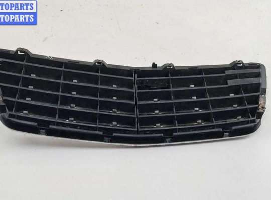 купить Решетка радиатора на Mercedes E-Class W210 (1995-2002)