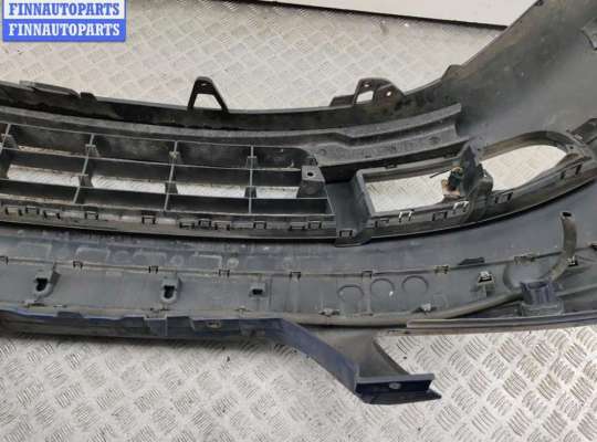 Бампер передний на Volkswagen Touran I (1T)