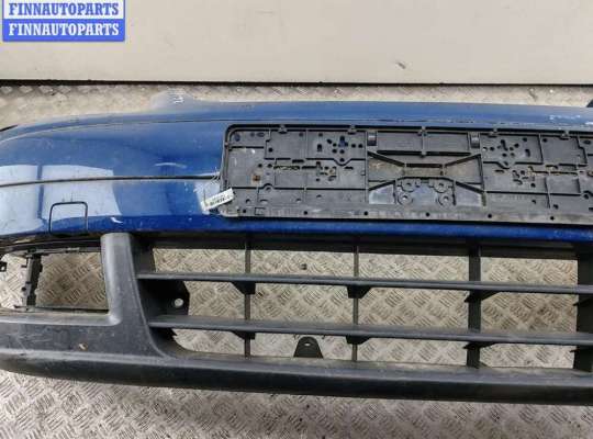 Бампер передний на Volkswagen Touran I (1T)