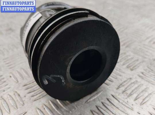 купить Поршень с шатуном на Renault Master (1998-2010)