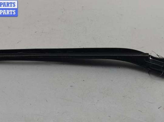 купить Щеткодержатель (поводок стеклоочистителя) задний на BMW 5 E60/E61 (2003-2010)