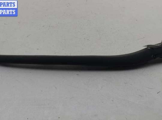 купить Щеткодержатель (поводок стеклоочистителя) задний на BMW 5 E60/E61 (2003-2010)