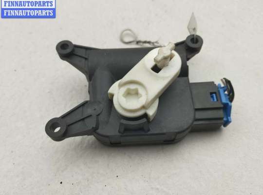 Моторчик заслонки печки на Volkswagen Golf V (1K)