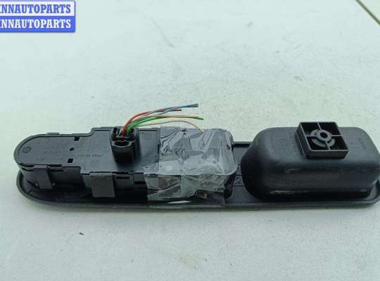 купить Блок кнопок управления стеклоподъемниками на Peugeot 307