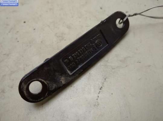 купить Ответная часть (скоба) замка двери на Volkswagen Transporter T5