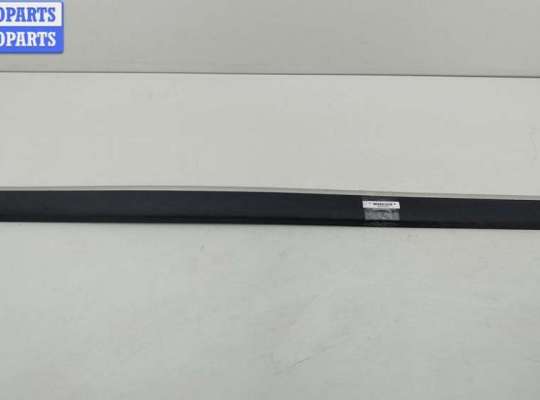 Молдинг двери передней правой VG2725844 на Volkswagen Sharan (2000-2010)