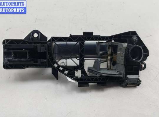 купить Ручка двери наружная задняя левая на Volkswagen Passat B6