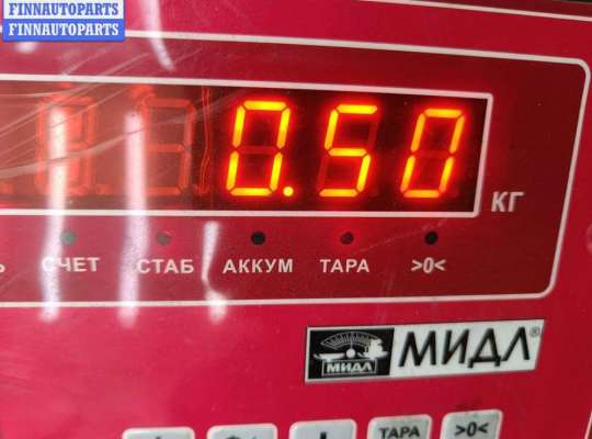 купить Щеткодержатель (поводок стеклоочистителя) передний на Audi A4 B7 (2004-2008)