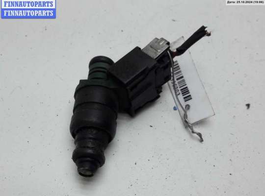 Форсунка топливная на Volkswagen Golf IV (1J)