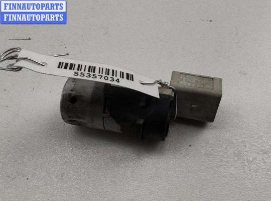 Датчик парковки (парктроник) задний AU1716559 на Audi A6 C6 (2004-2011)