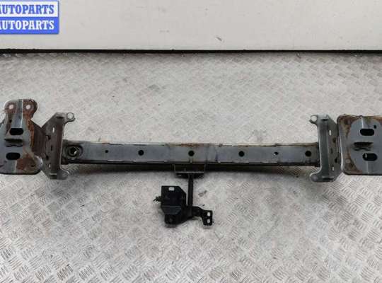 купить Усилитель бампера переднего на Mazda 5