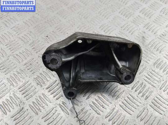 купить Кронштейн КПП опорный на Volkswagen Caddy (2004-2010)