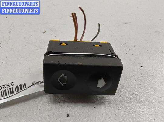 купить Кнопка стеклоподъемника переднего правого на BMW 3 E36 (1991-2000)