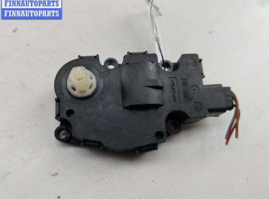 купить Моторчик заслонки отопителя на Mercedes C-Class W204 (2007-2015)