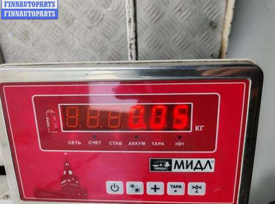 купить Молдинг двери передней правой на Volkswagen Passat B6