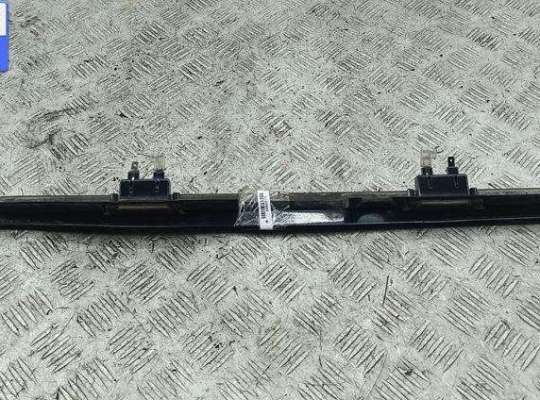 купить Накладка подсветки номера на Mercedes E-Class W210 (1995-2002)