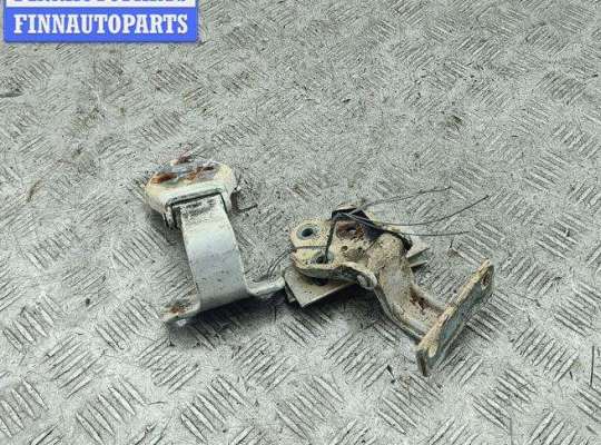 купить Петля двери передней правой на Iveco Daily (2006-2011)