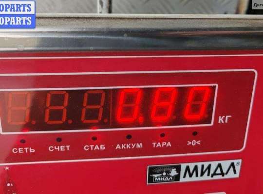 купить Молдинг двери передней правой на Audi A6 C5 (1997-2005)