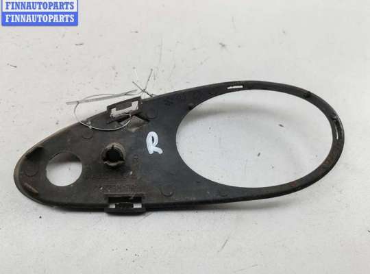 купить Рамка фары противотуманной правой на Mercedes C-Class W203 (2000-2006)