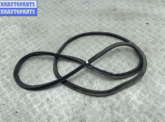 купить Уплотнитель крышки (двери) багажника на Volkswagen Passat B6