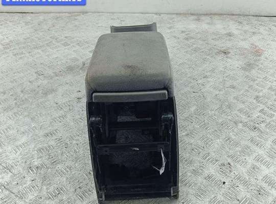 купить Подлокотник на Volkswagen Passat B5+ (GP)