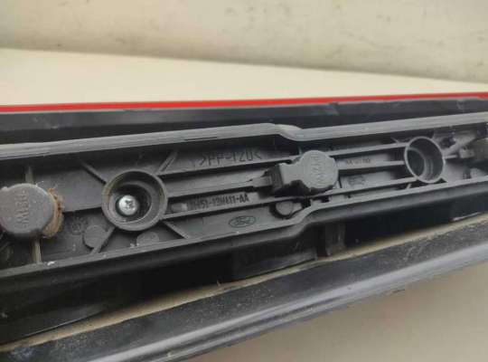 купить Фонарь задний правый на Ford C-Max (2003-2010)