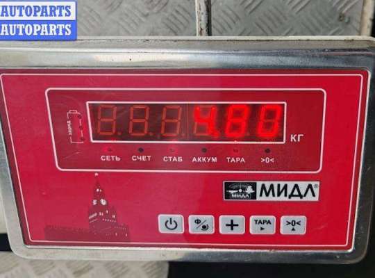 купить Обшивка двери передней левой (дверная карта) на Audi A6 C5 (1997-2005)