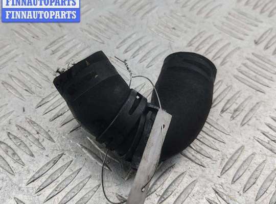 купить Патрубок на Volkswagen Passat B5