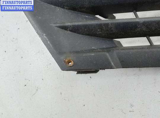 купить Рамка фары противотуманной правой на Opel Zafira B (2004-2014)
