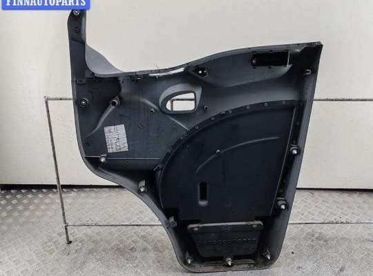 купить Обшивка двери передней левой (дверная карта) на Iveco Daily (2006-2011)