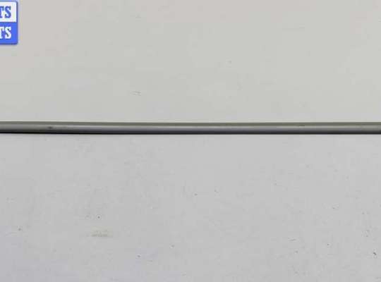 купить Молдинг двери передней правой на Mazda 6 (2002-2007) GG/GY