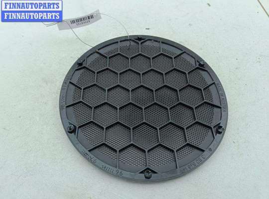 купить Сетка (решетка) динамика на Volkswagen Golf-4